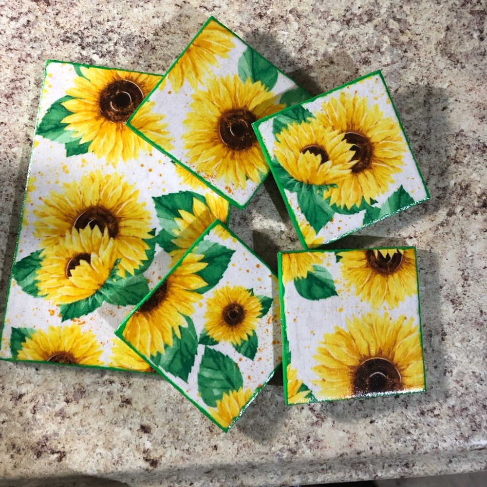 Sunflower coasters and trivet.